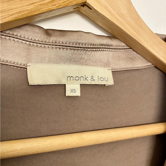 Monk and Lou bay wing satin shirt - Picture 3 of 4